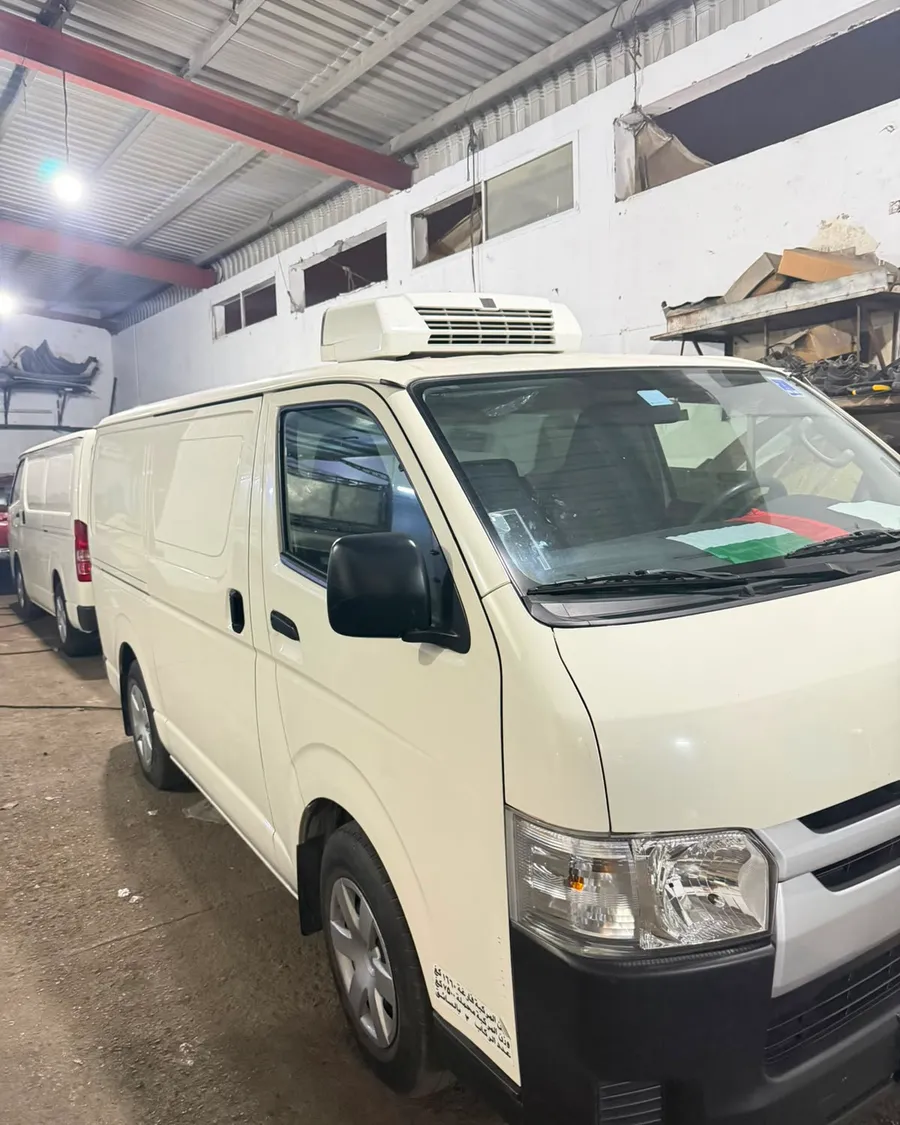 Toyota Hiace Chiller Van